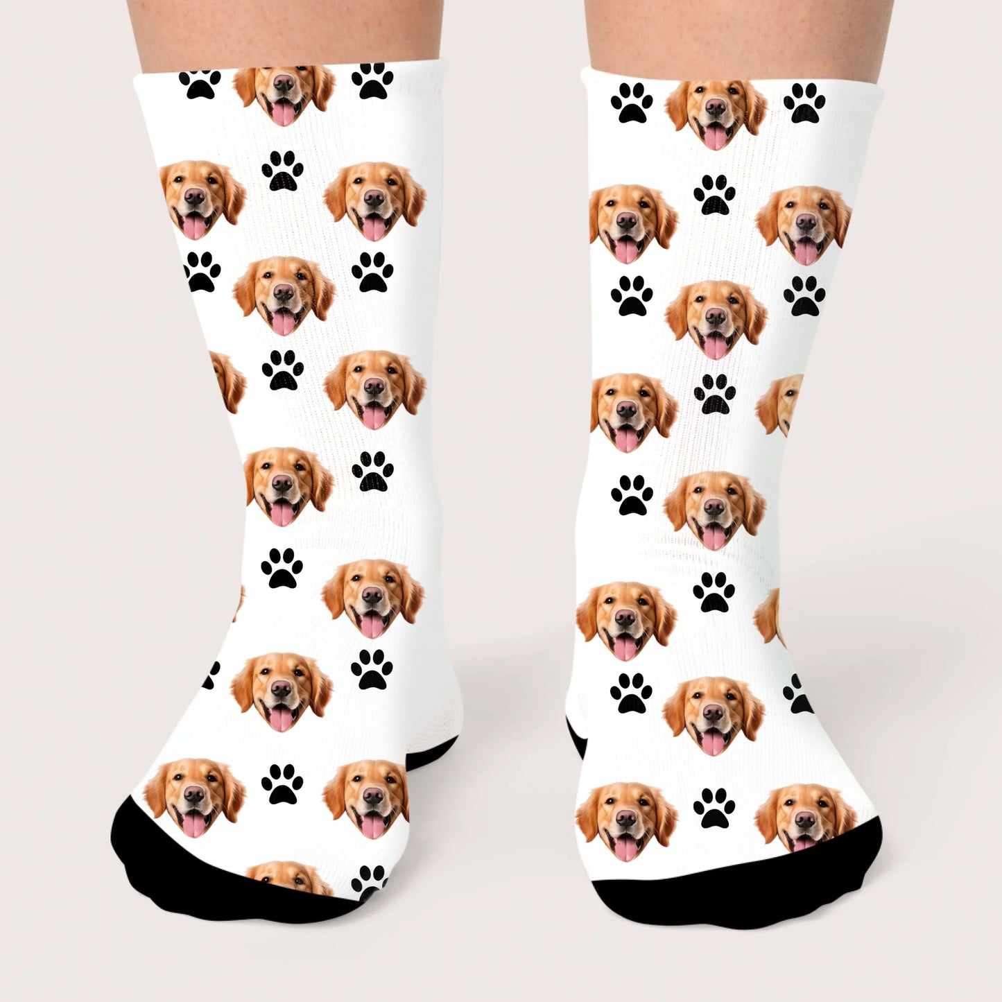 Socks mockup1