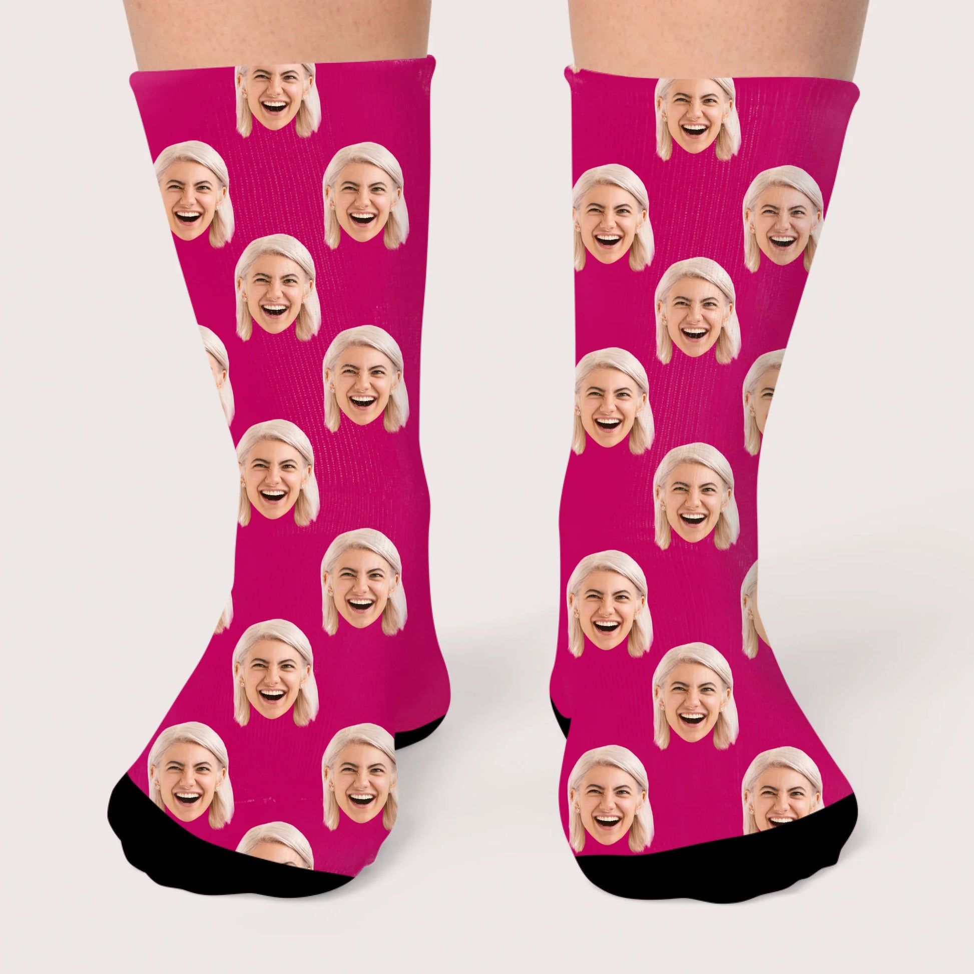 Socks mockup1